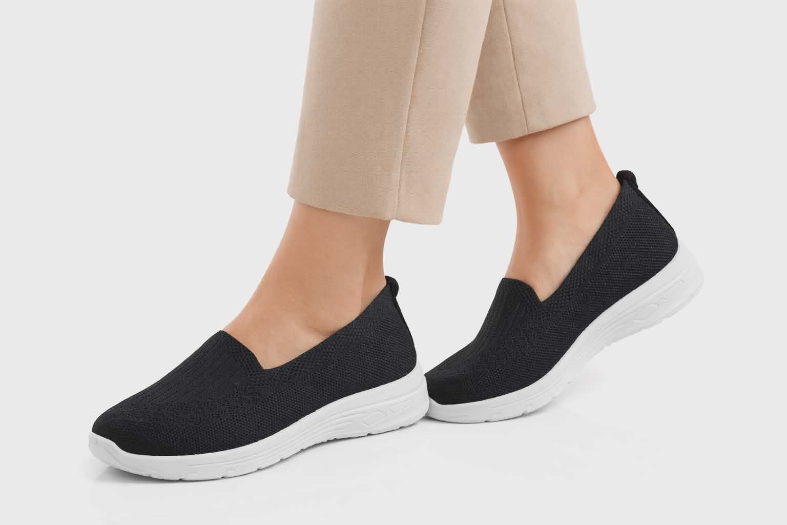 حذاء نسائي مريح بخامة شبكية – خفيف وعملي للاستخدام اليومي
